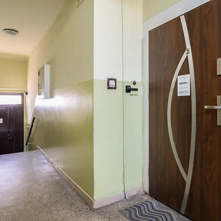 By Kasprowicz Park By Renters アパート *