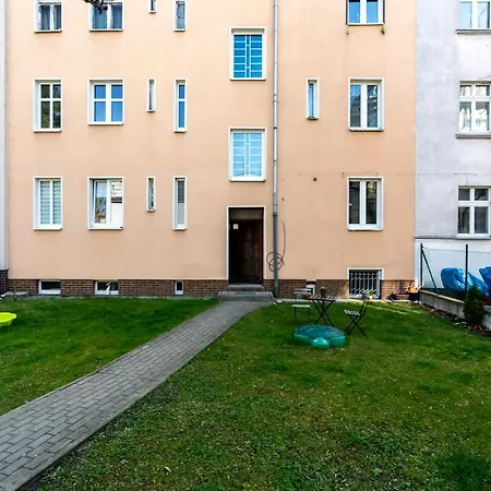 By Kasprowicz Park By Renters Lägenhet