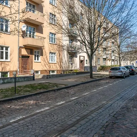 By Kasprowicz Park By Renters Poznan